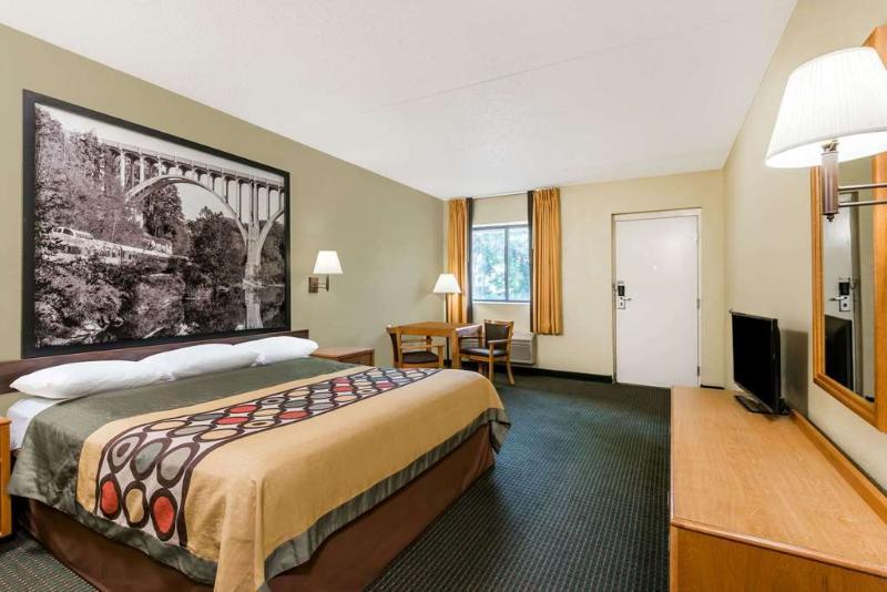 Holiday Inn Express & Suites - Milan - Sandusky Area By Ihg Bagian luar foto