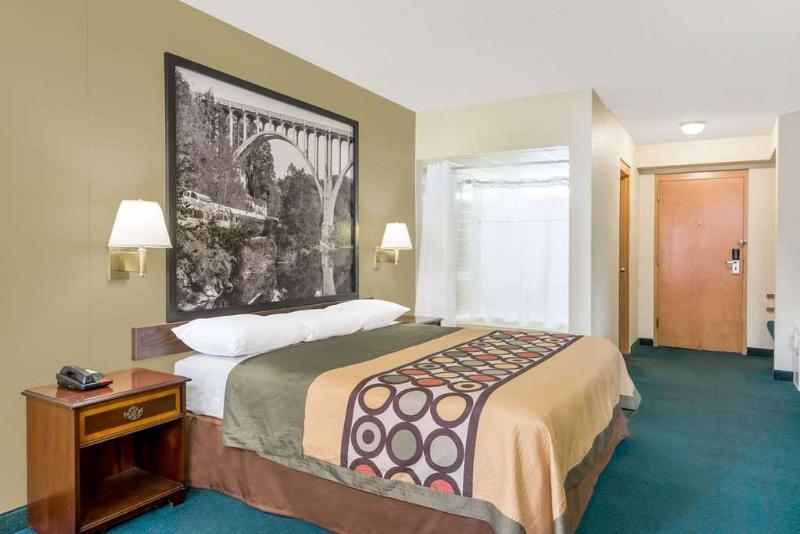 Holiday Inn Express & Suites - Milan - Sandusky Area By Ihg Bagian luar foto