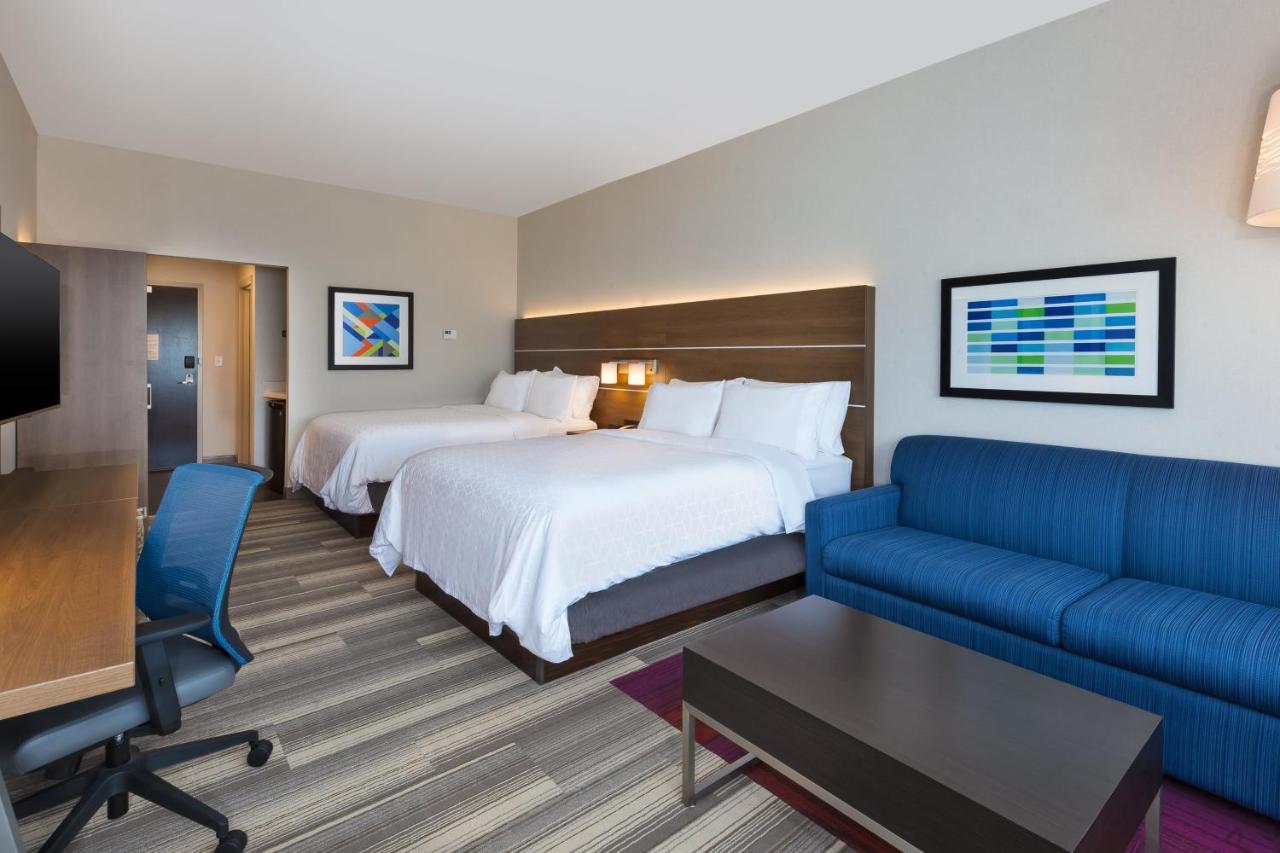 Holiday Inn Express & Suites - Milan - Sandusky Area By Ihg Bagian luar foto