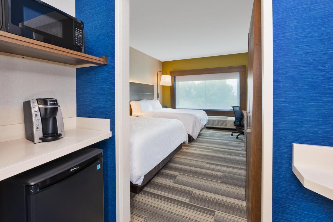 Holiday Inn Express & Suites - Milan - Sandusky Area By Ihg Bagian luar foto