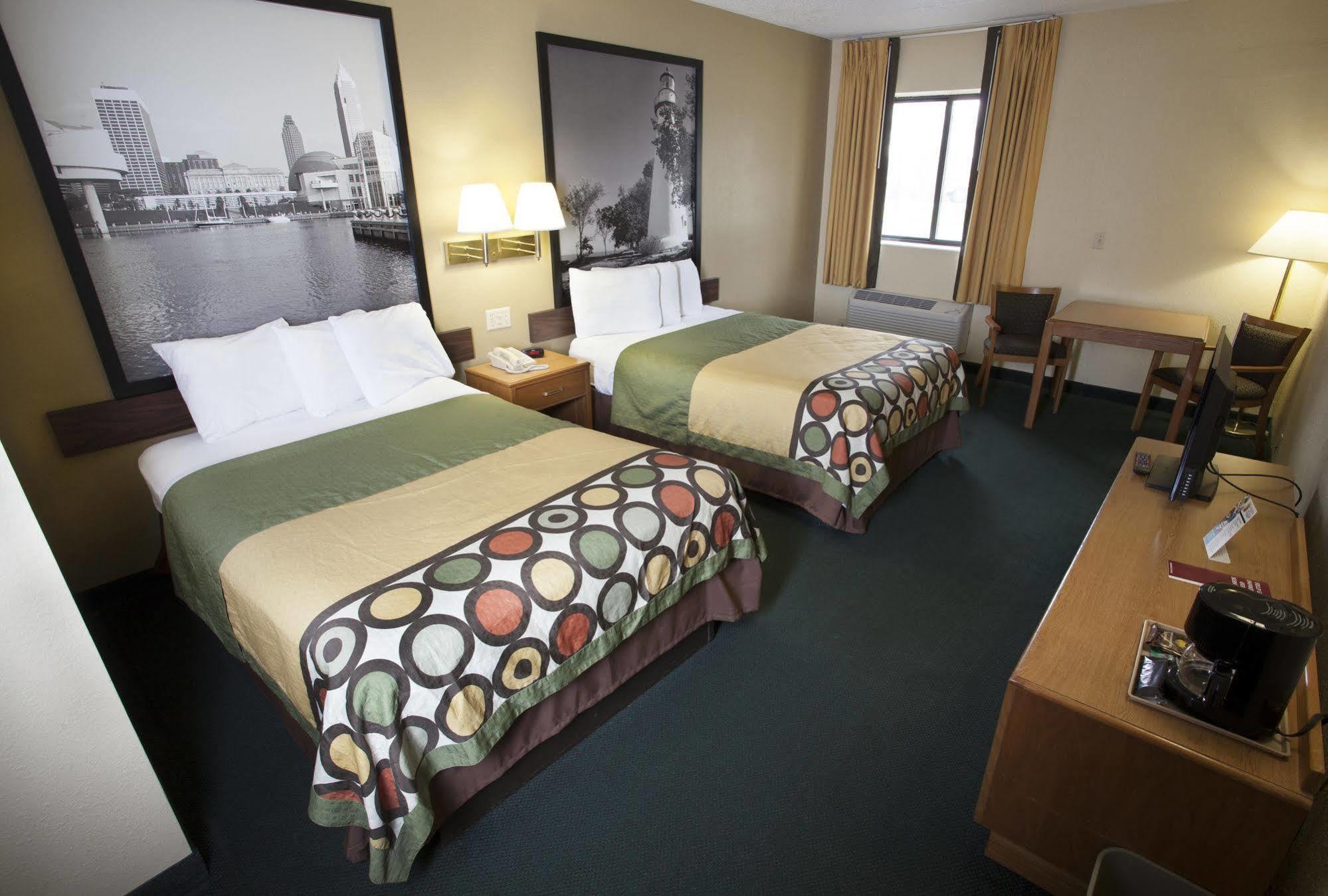 Holiday Inn Express & Suites - Milan - Sandusky Area By Ihg Bagian luar foto